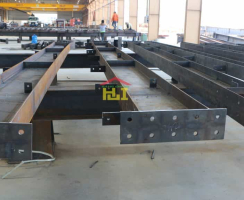 Lắp đặt khung kèo cho nhà thép tiền chế tại Phú Yên