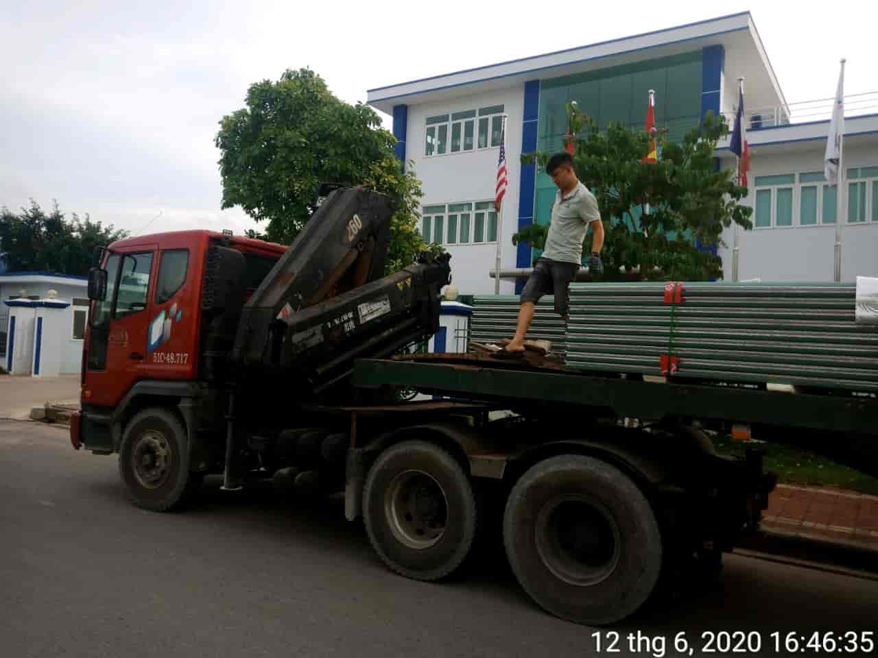 ton-lanh-mau-ton-thep-sang-chinh